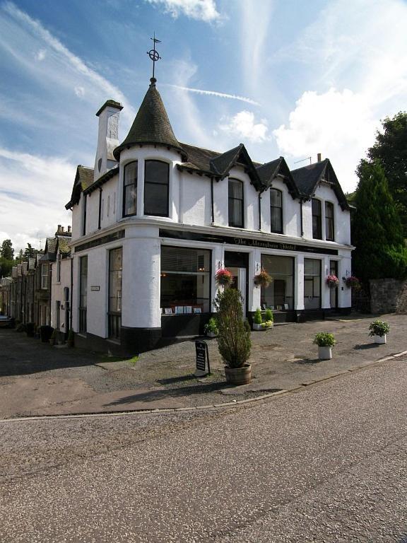 The Merryburn - Rooms And Courtyard Studios Dunkeld Ruang foto