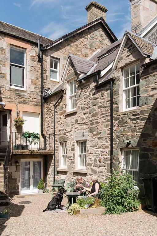 The Merryburn - Rooms And Courtyard Studios Dunkeld Bagian luar foto
